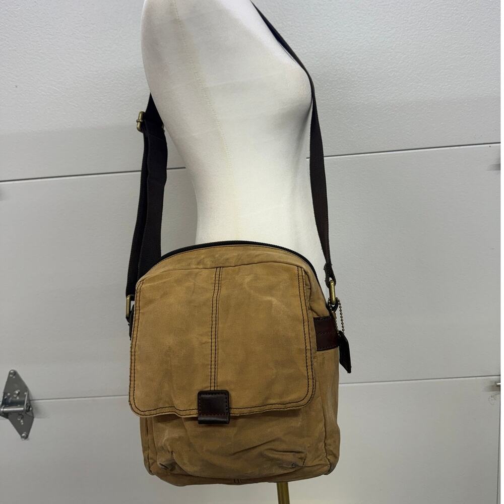 Fossil Bag Canvas Khaki Messenger Carrier Commuter Crossbody Tan Leather Trim